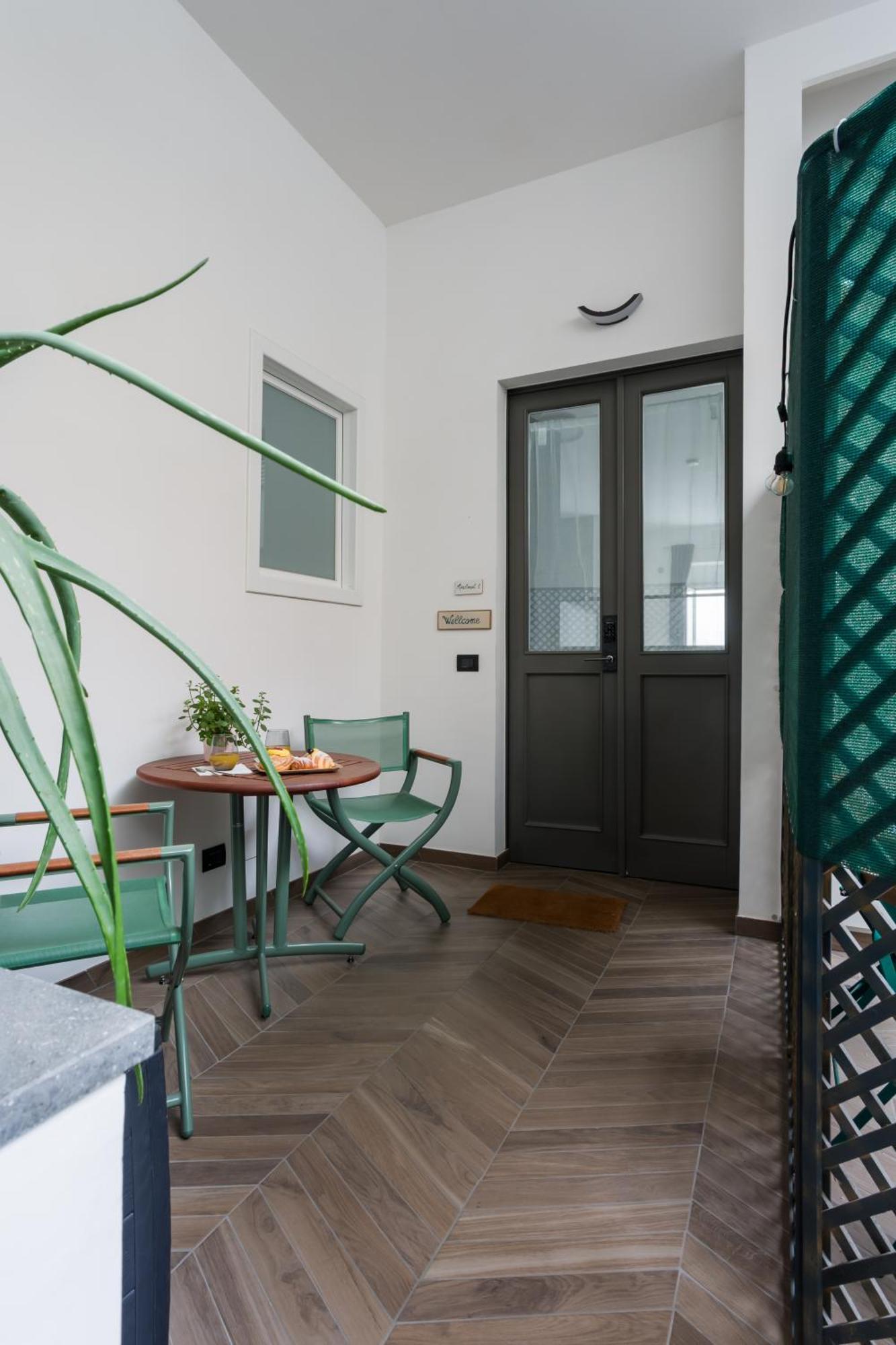Archihouse Suites Napoli Bagian luar foto